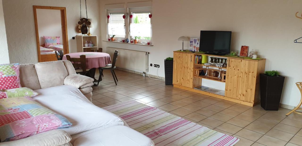 Ferienwohnung Weingut Leis Эстрих-Винкель Экстерьер фото