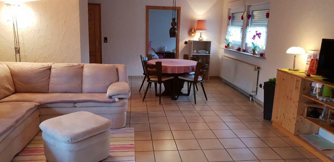 Ferienwohnung Weingut Leis Эстрих-Винкель Экстерьер фото